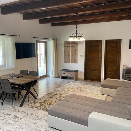 Szoegedi Villa Badacsonytomaj Buitenkant foto